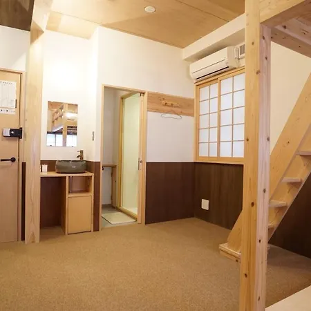 Poly Hostel 2 Namba Osaka Exterior photo