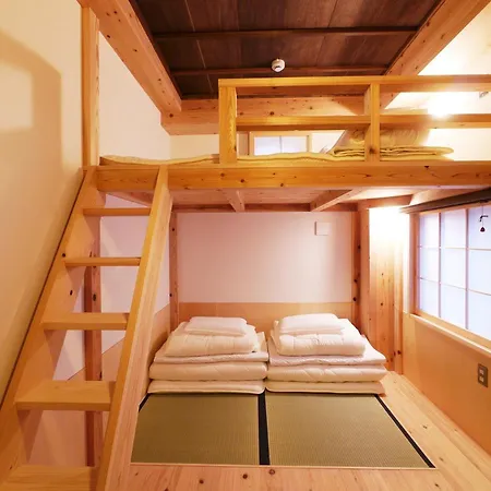 Poly Hostel 2 Namba Osaka Exterior photo