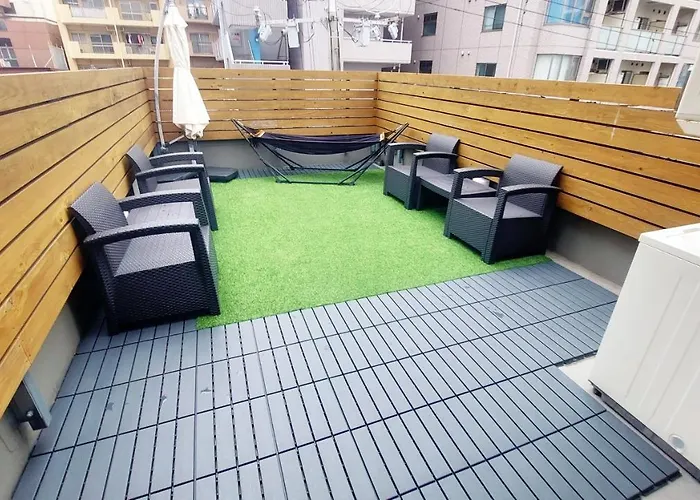 Poly Hostel 2 Namba