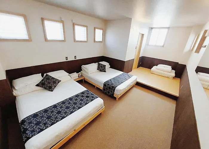 Poly Hostel 2 Namba