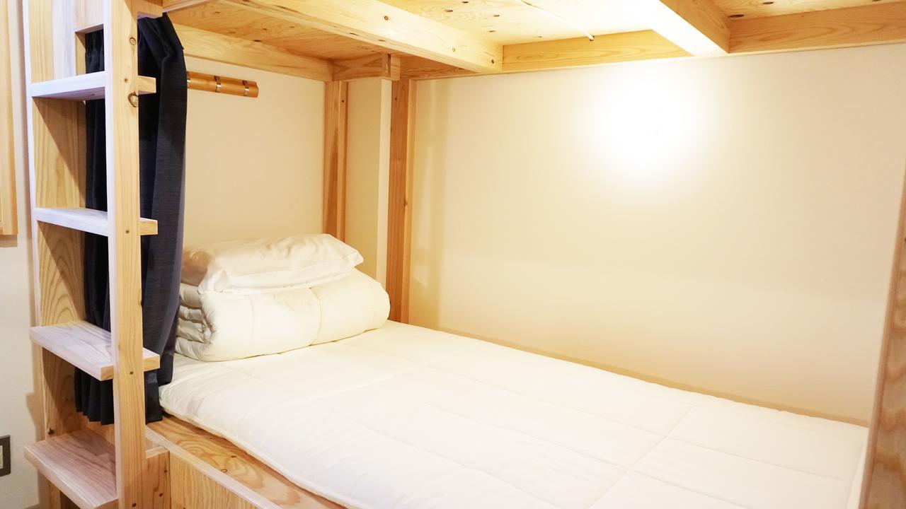 Apartment Poly 2 Namba *