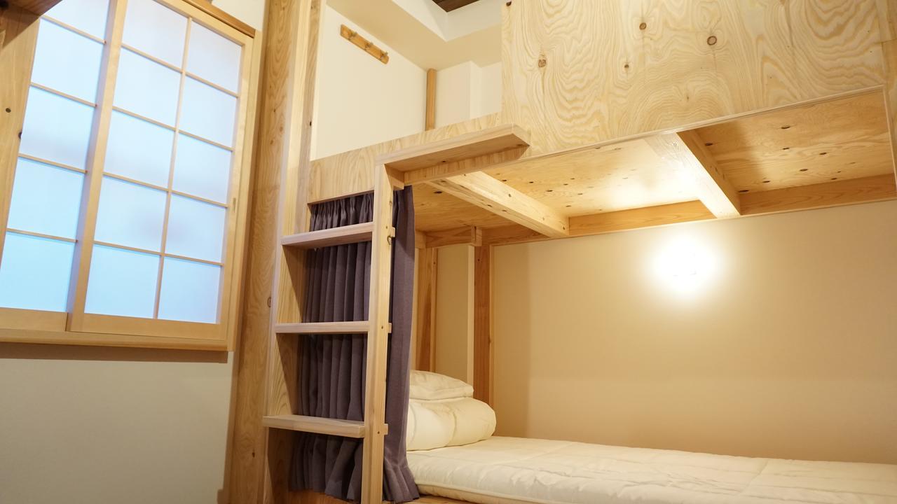 Apartment Poly 2 Namba