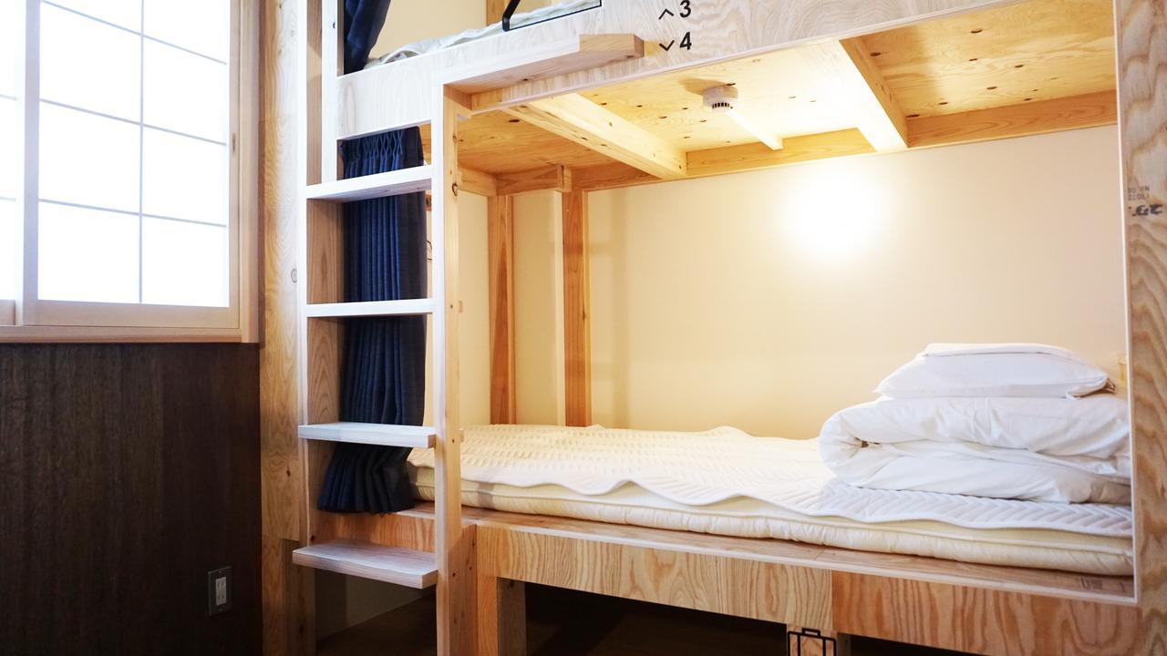 Apartment Poly 2 Namba